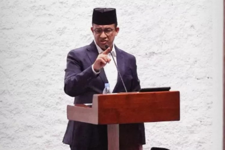 Anies Baswedan saat mengisi ceramah di Masjid Salman ITB (Instagram @aniesbaswedan)